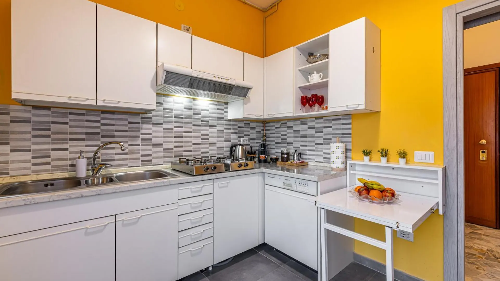 Brentahouse - 5 Stops To Duomo Centro By Metro M3 Milan Apartment